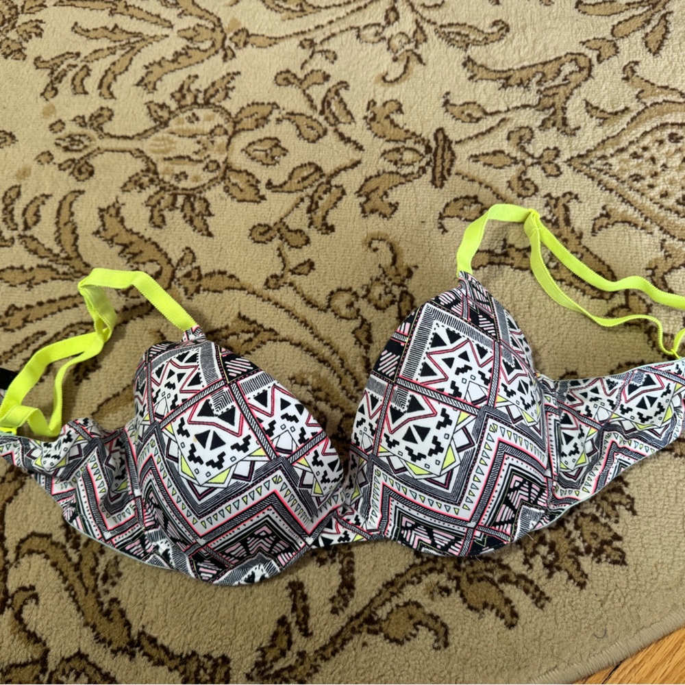 Vintage pink bra